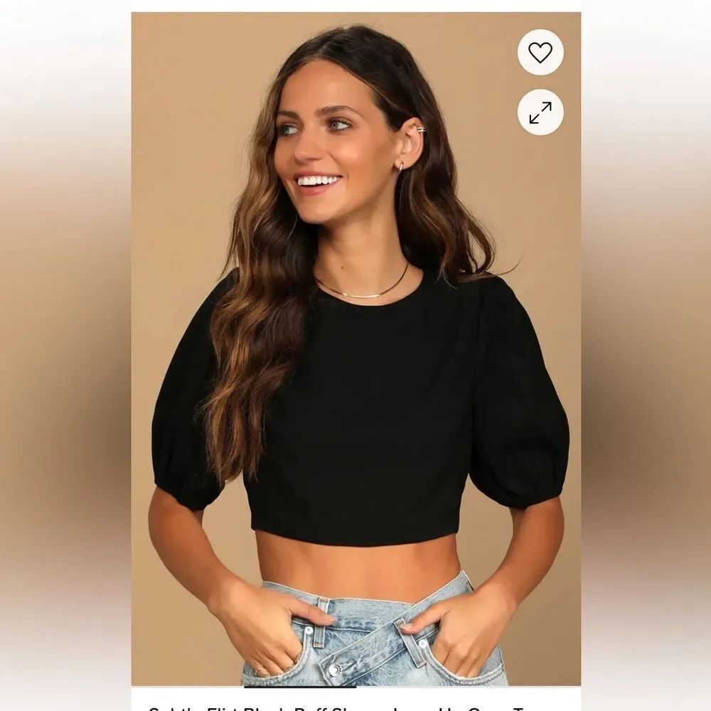 New with tags Lulu’s Subtle Flirt Black Puff Sleeve Lace-Up Crop Top sz Small.